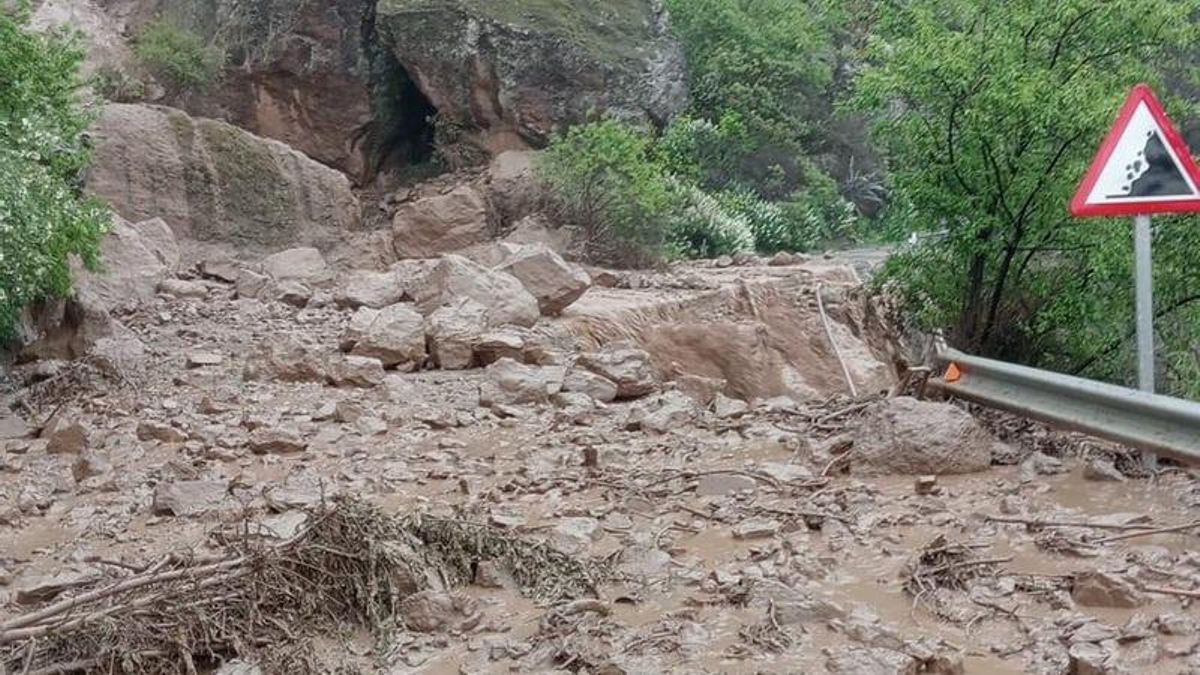 El Cabildo de Gran Canaria insiste: “Que nadie suba a la cumbre, el peligro es muy serio”