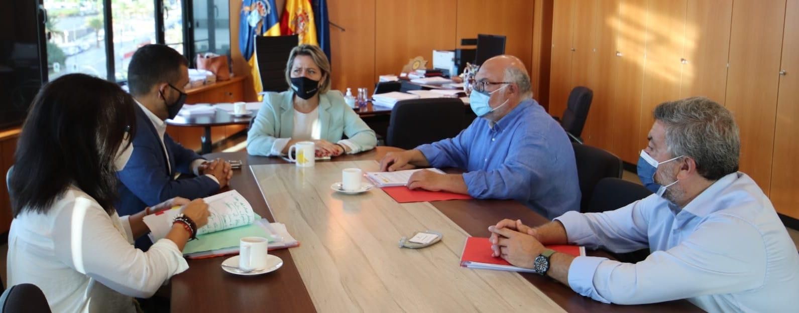 Alicia Vanoostende reunida con SEIASA.