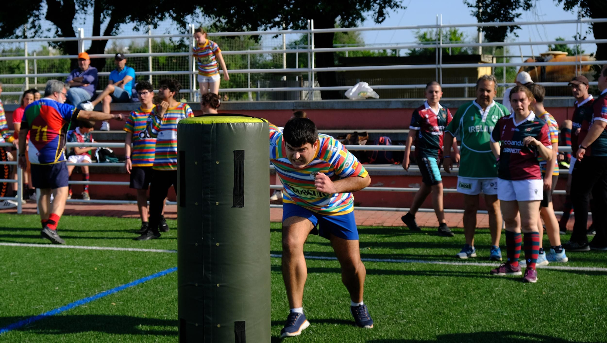 La determinación de Andrés al placar el saco refleja los más de siete años que lleva entrenando rugby