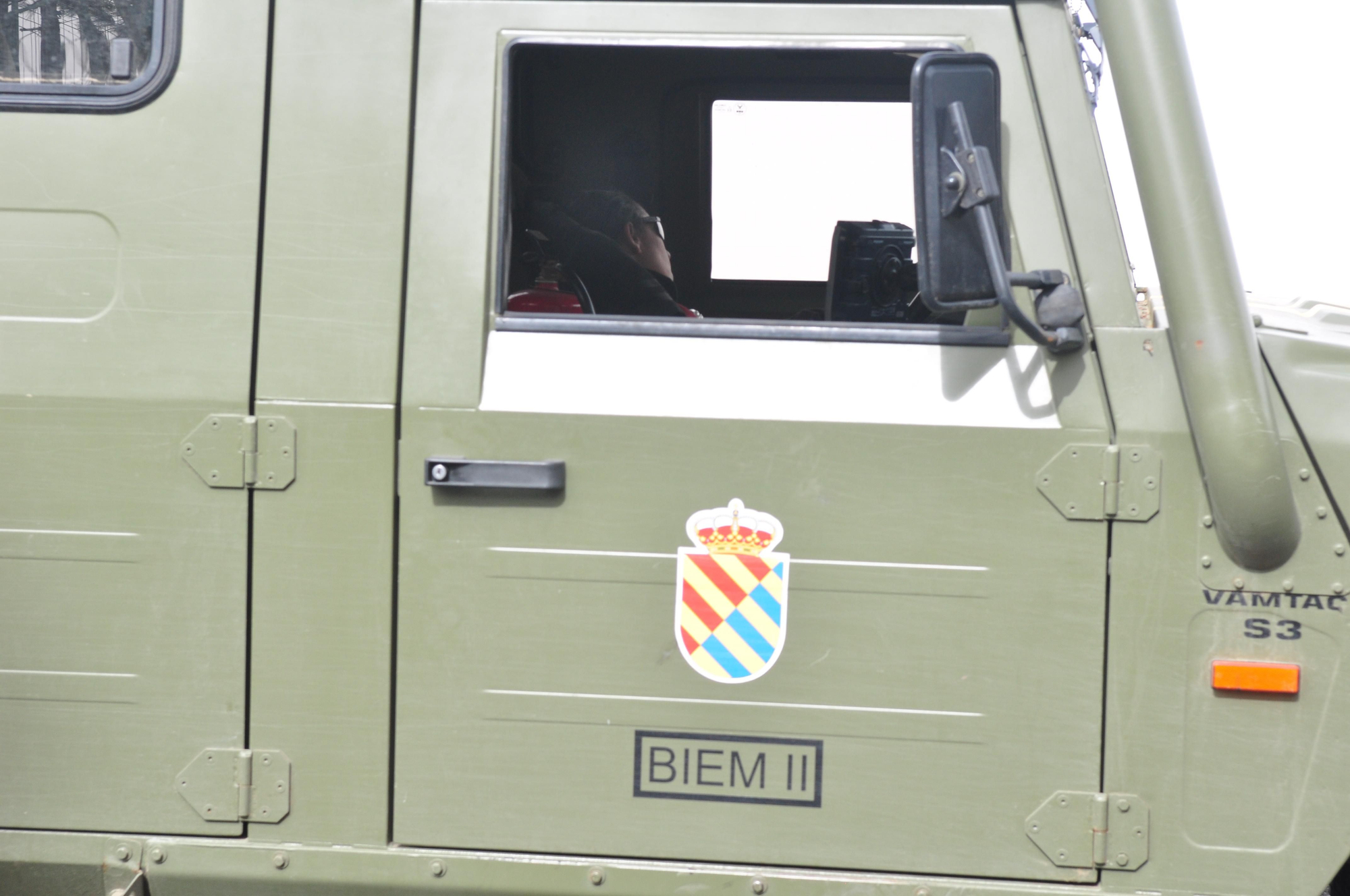 Vehículo de la UME para ayudar a controlar y extinguir el incendio en Gran Canaria. (Ángel Sarmiento).