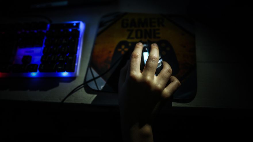 Alertan del pago en videojuegos como "precursor" de la adicción a las apuestas