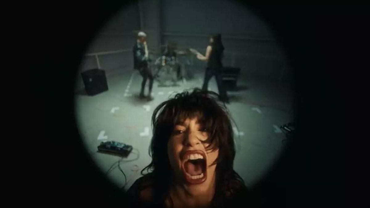 Lali Espósito, durante la interpretación de 'Fanático' en su videoclip.