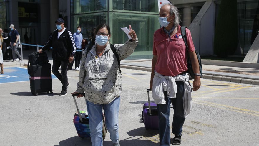 Reino Unido incluye a Baleares en su lista 'verde' de destinos seguros para el turismo