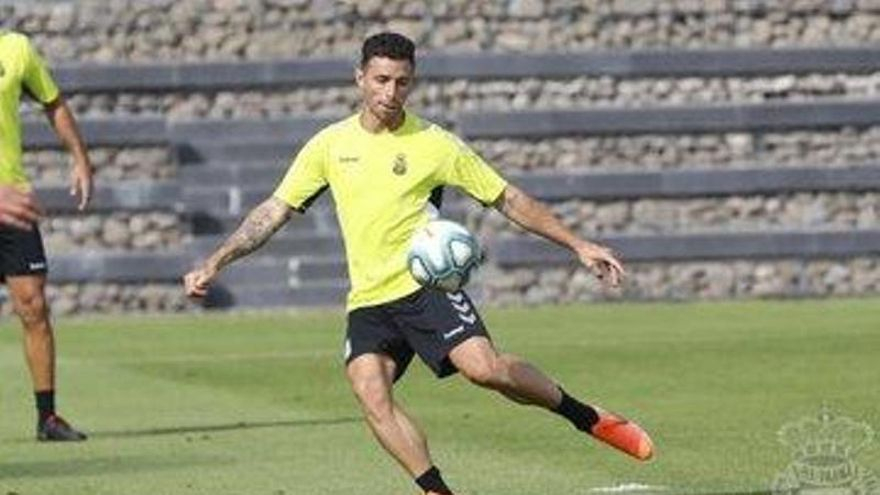 La UD Las Palmas viaja a Málaga con 19 jugadores