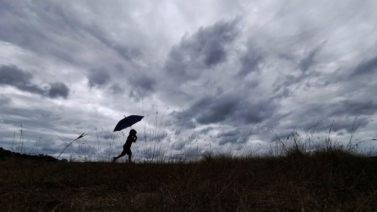 Imagen de archivo del inicio de una tormenta