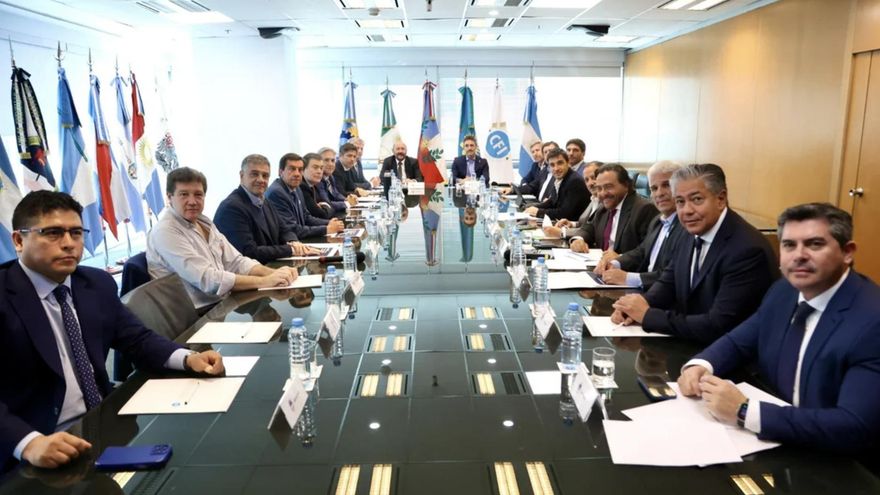 “Nación se financia con las provincias”: los gobernadores le exigen a Milei revisar todo el esquema fiscal