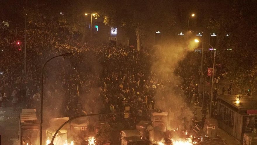 La jueza no puede identificar al policía que disparó una bala de goma a un periodista en las protestas por la sentencia del procés y archiva el caso