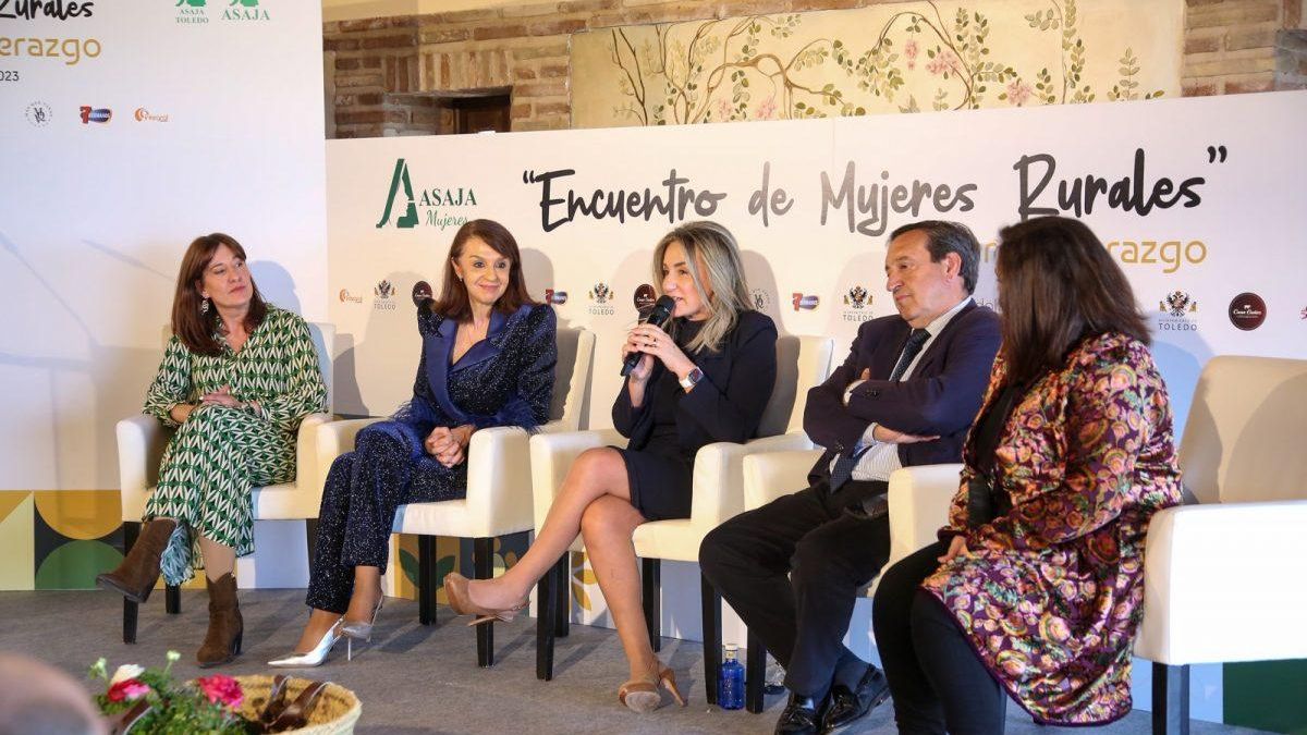 Un momento del acto de mujeres rurales