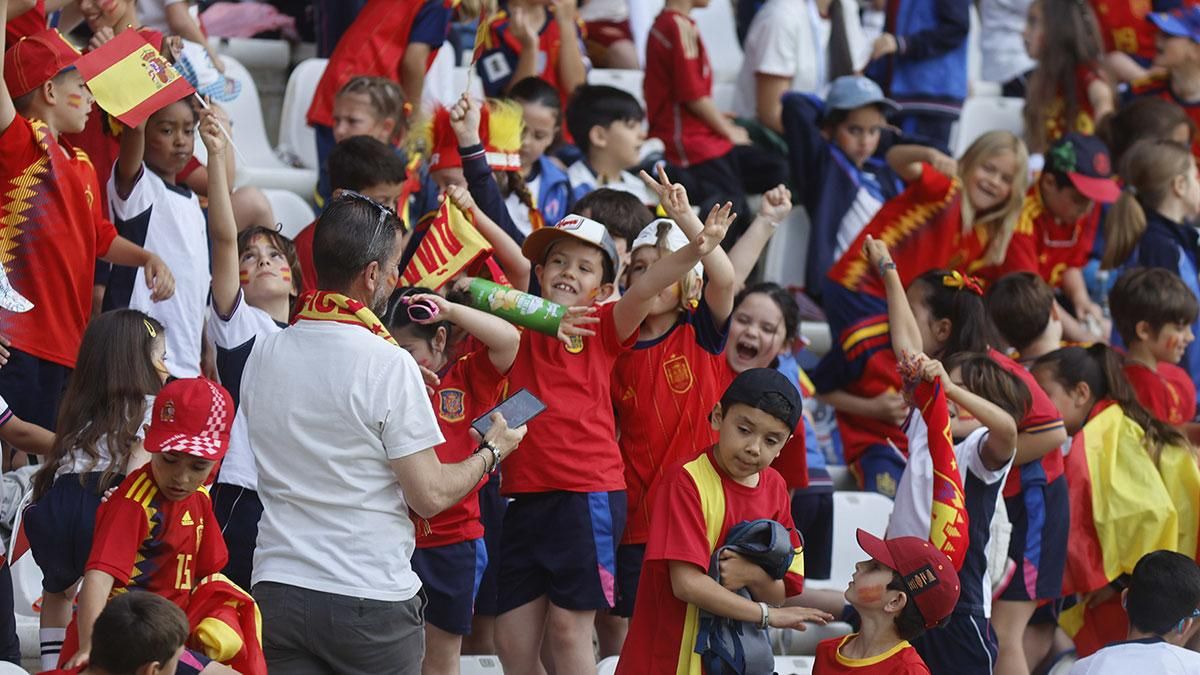 Las imágenes del partido España - Ucrania Sub 17 en El Arcángel