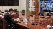Pedro Sánchez, durante la videoconferencia con los presidentes autonómicos este domingo.