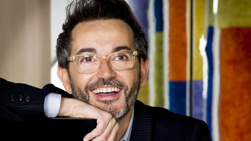 El periodista Santi Villas ha sido el encargado de guionizar la audioserie