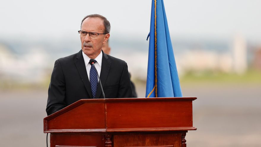 Un millar de mujeres se suman a centros de instrucción militar y de reserva de Paraguay