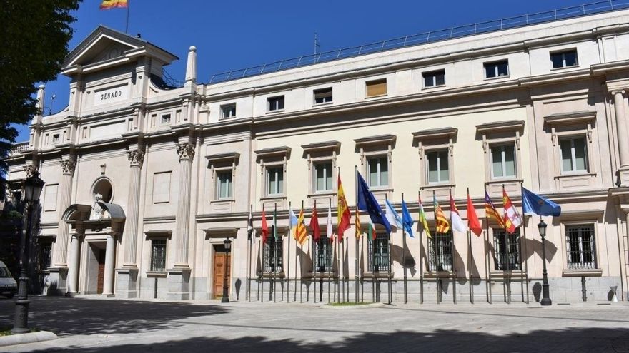Imagen del exterior y fachada del Senado.