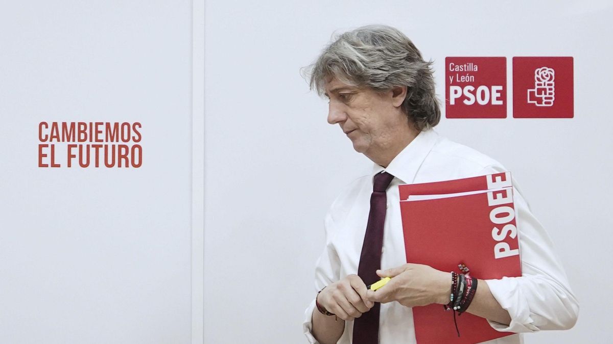 El líder del PSOE de Castilla y León cree que un adelanto electoral sería "un tiro en la rodilla"