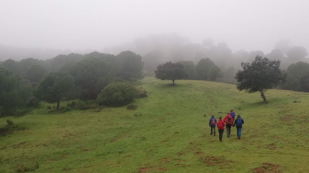 Los espacios accesibles para el ciudadano en la sierra de Córdoba están muy limitados por el uso masivo de vallas cinegéticas