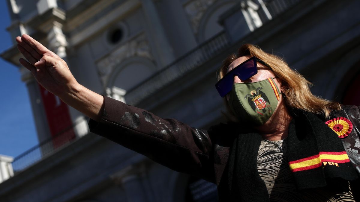 La anomalía de la Fundación Franco: cinco décadas ensalzando al dictador en democracia