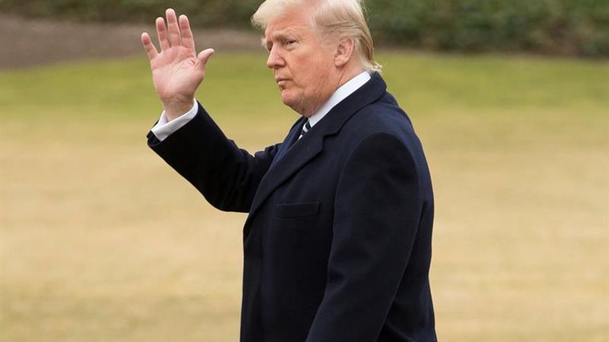 Trump aplaude a México por disolver la caravana de inmigrantes centroamericanos