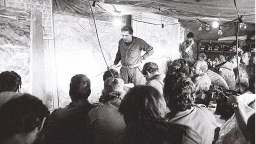 Qué quiere decir Israel con "incursión terrestre limitada" y cómo evolucionaron las invasiones anteriores en Líbano