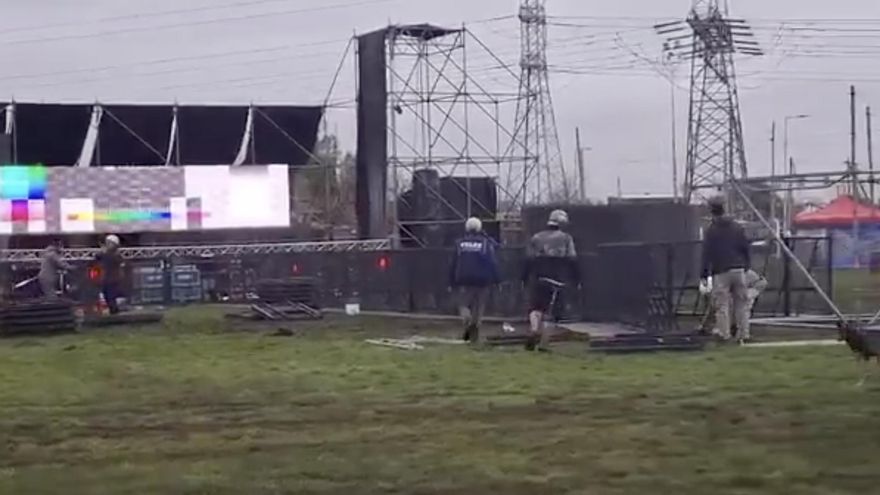 La trama del acto de Milei en Moreno: barro, alertas por la seguridad y un "potrero" de mujeres libertarias