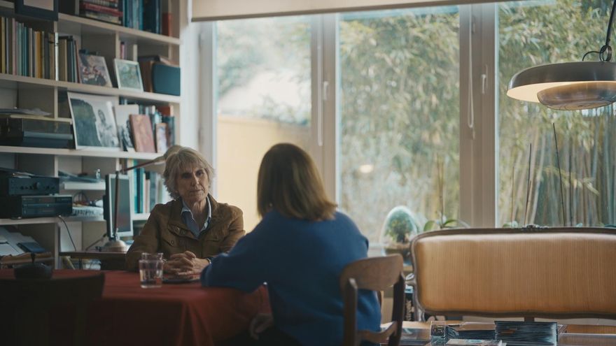 Paloma del Río y Lara Siscar en 'En primicia'