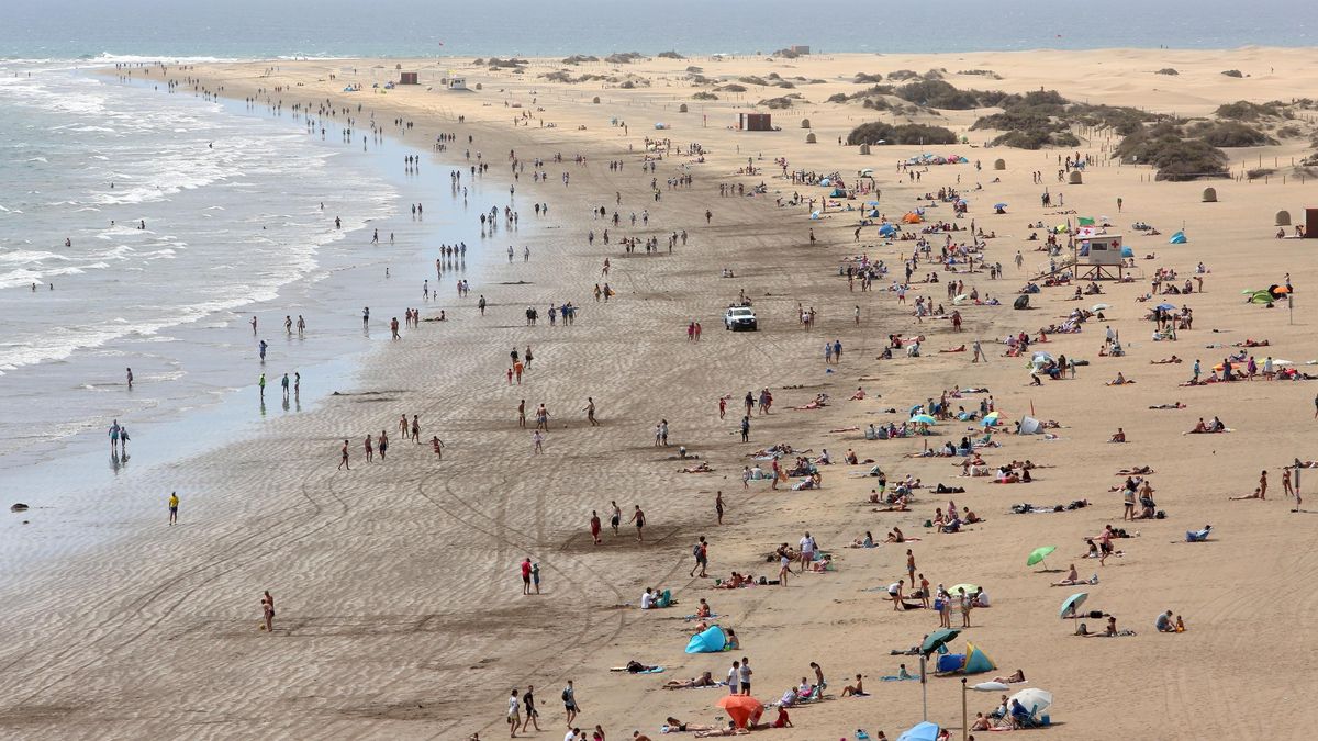 Una Semana Santa inusual, pero muy playera en Canarias