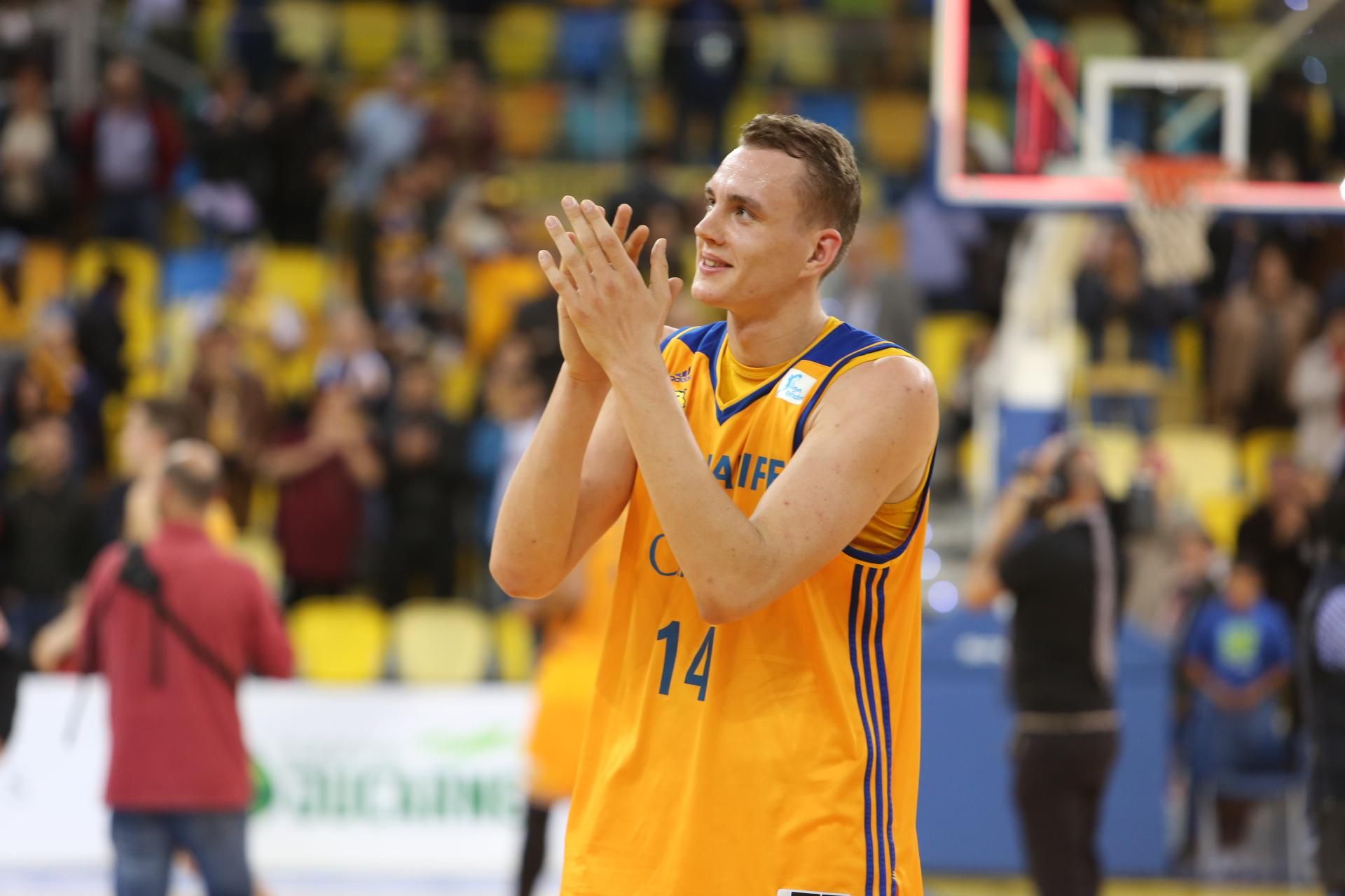 Imágenes del encuentro entre el Herbalife Gran Canaria y el Saski Baskonia. Alejandro Ramos.