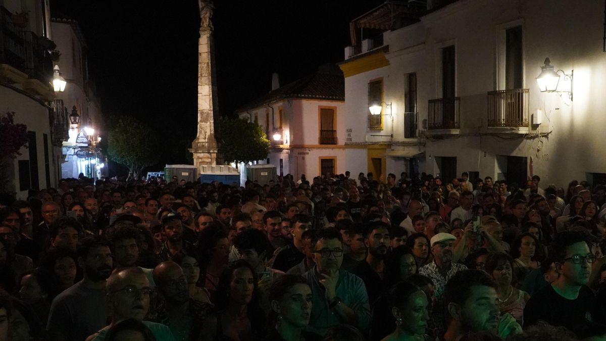 El concierto de Ezequiel Benítez en la Plaza del Potro en la Noche Blanca del Flamenco