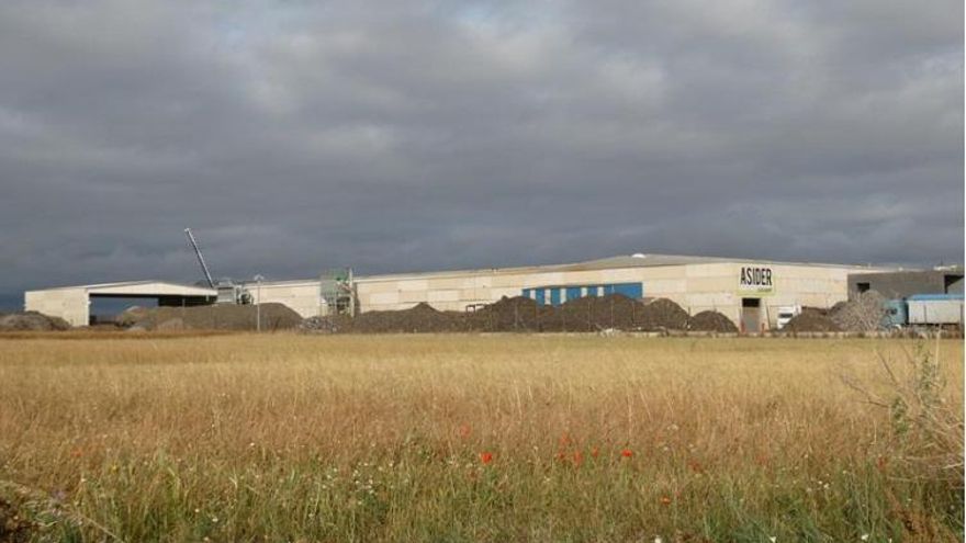 La empresa incendiada en Casalarreina estaba denunciada y funciona sin autorización ambiental