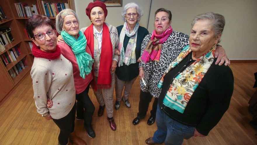 De la fábrica al cine: 'Les cigarreres' del barrio gijonés de Cimavilla alzan la voz para ensalzar a las mujeres trabajadoras