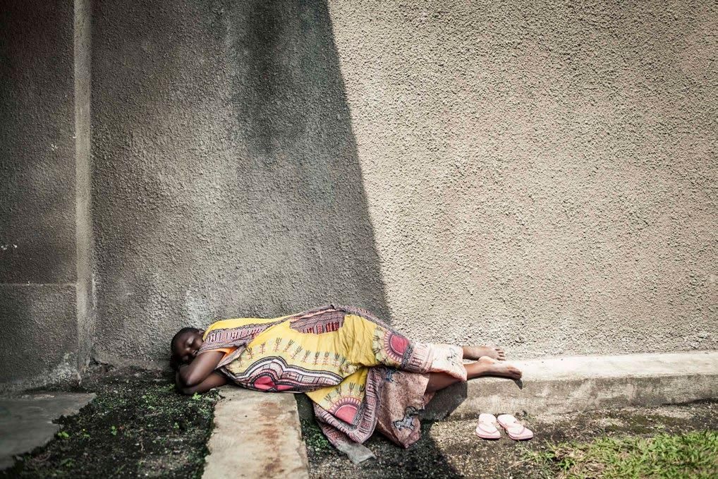 Jaqueline es refugiada. Tiene esquizofrenia y no sabe dónde está su familia. Foto: Patrick Meinhardt