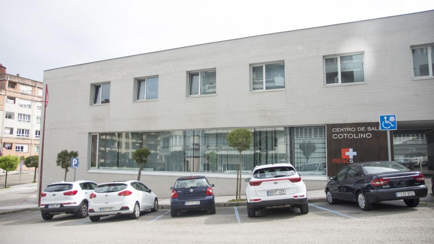 Los médicos cántabros cobrarán este año 200 euros más al mes gracias a un incremento que llegará a 400 en 2028