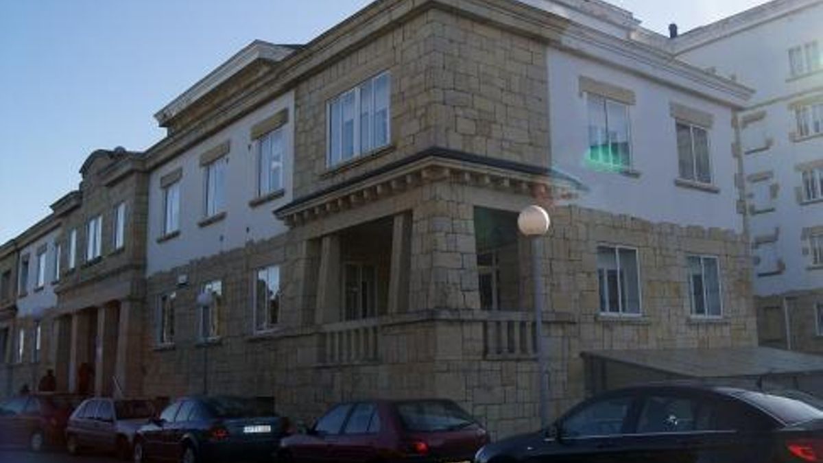 Fachada del Hospital Monte San Isidro de León.