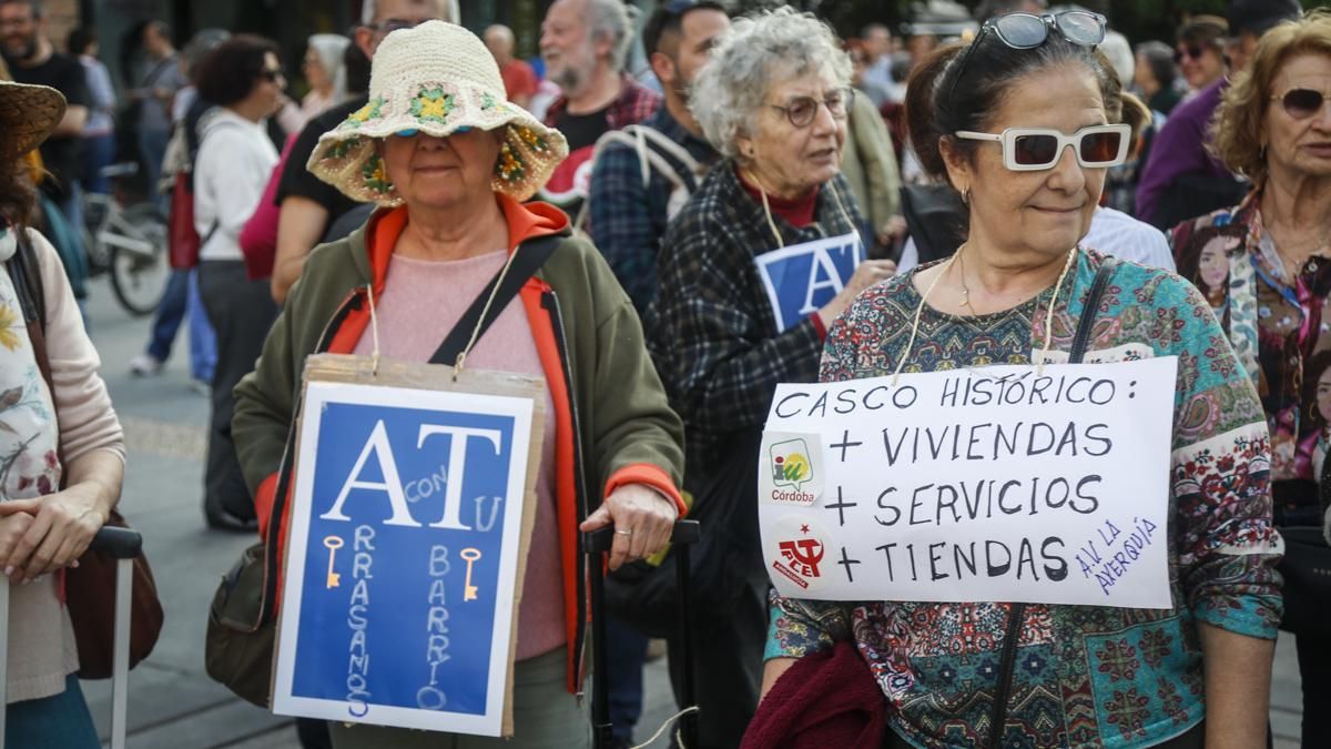 Manifestación por la vivienda bajo el lema 'Housing Action Days'