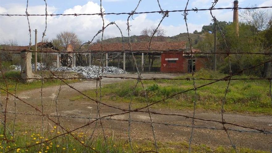 Gramshi, la ciudad del misterio de los kaláshnikov "Made in Albania"