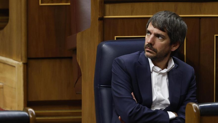 El ministro de Cultura, Ernest Urtasun, durante el pleno del Congreso de los Diputados este miércoles