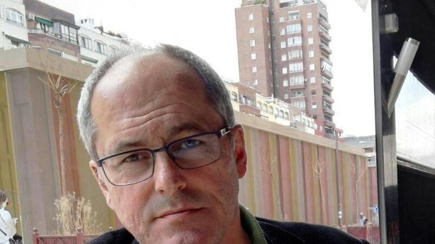 "Las palabras debidas" que un poeta dedica a su madre fallecida por covid
