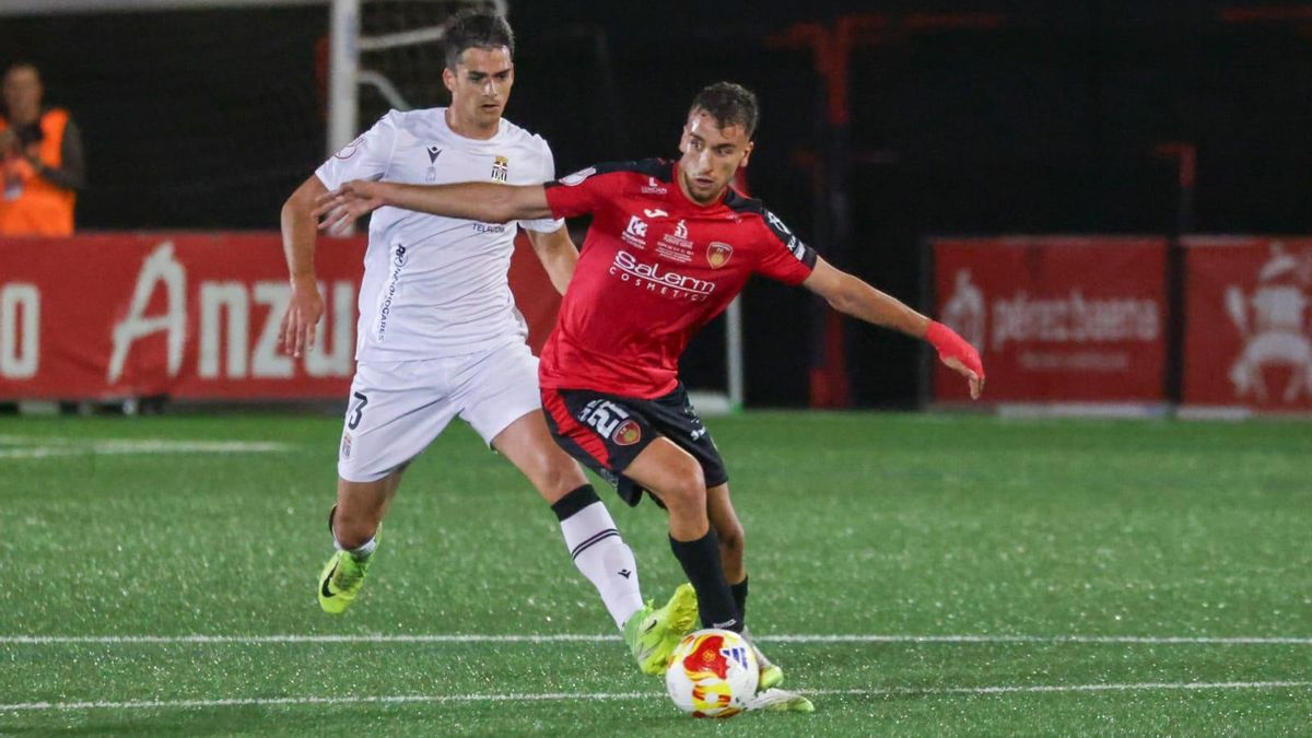 El Salerm Puente Genil no puede con el Xerez Deportivo