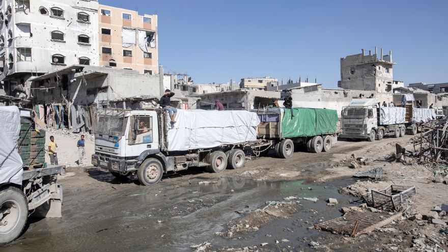 Israel solo ha abierto dos cruces para la entrada de ayuda a Gaza mientras los suministros siguen siendo insuficientes
