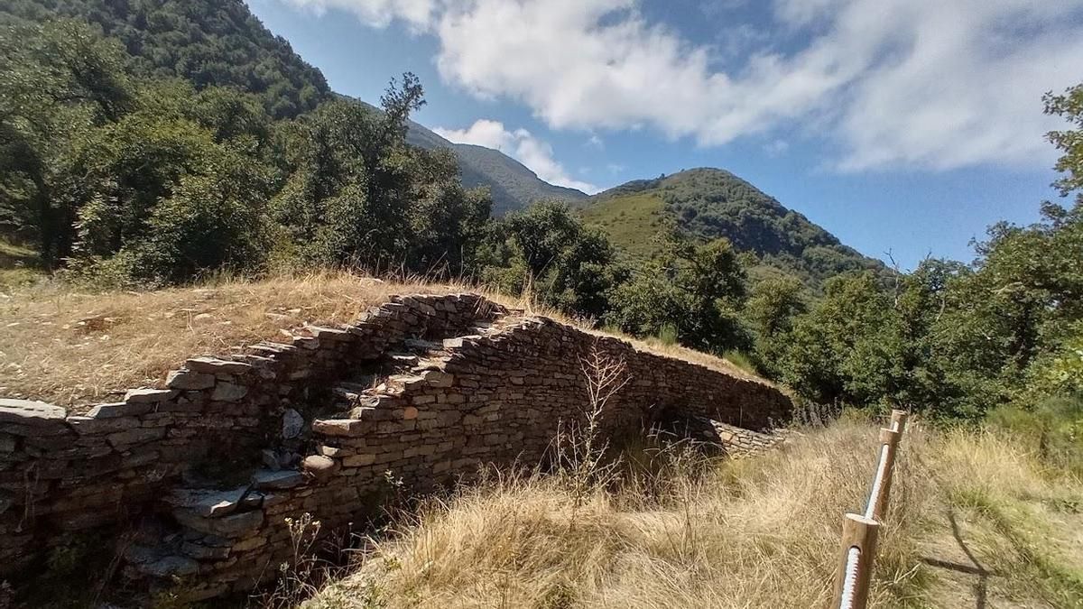 Castro de la Muela, en Laciana. 