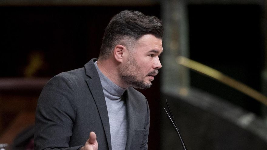 El portavoz de ERC en el Congreso, Gabriel Rufián, durante una sesión plenaria, en el Congreso de los Diputados