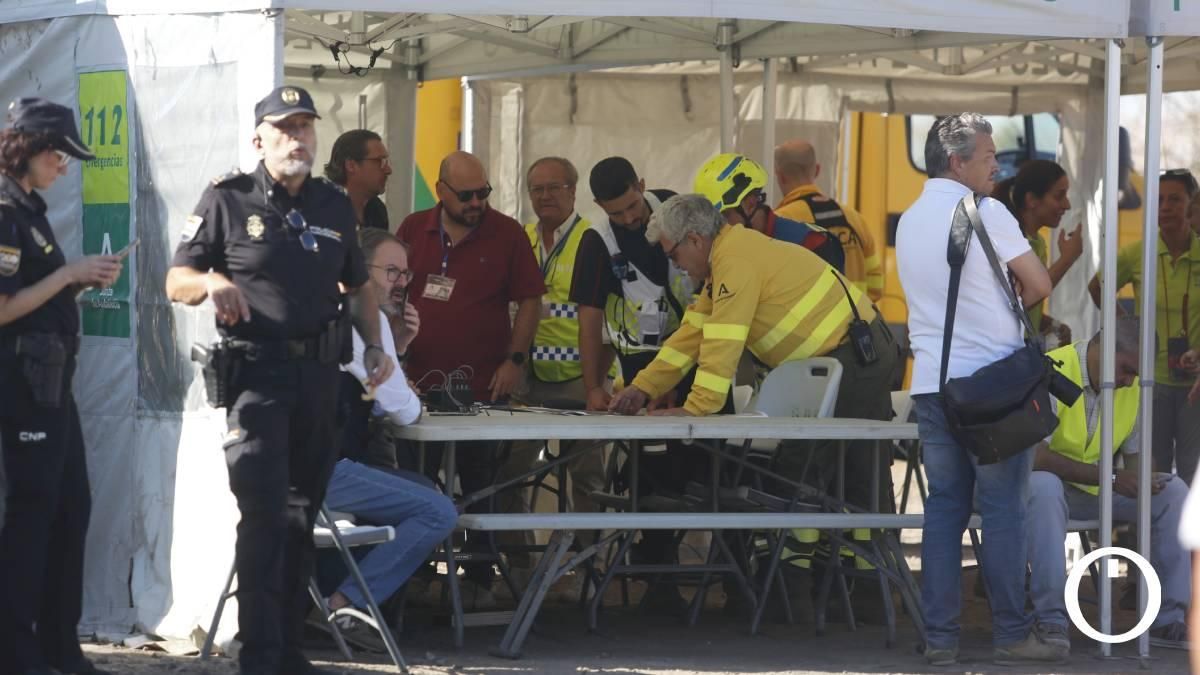 El Puesto de Mando Avanzado contra el incendio de Córdoba, en imágenes