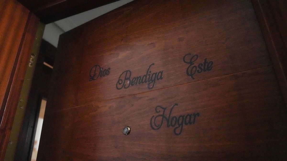 Desahucio de una madre con tres hijos en la calle Colombia