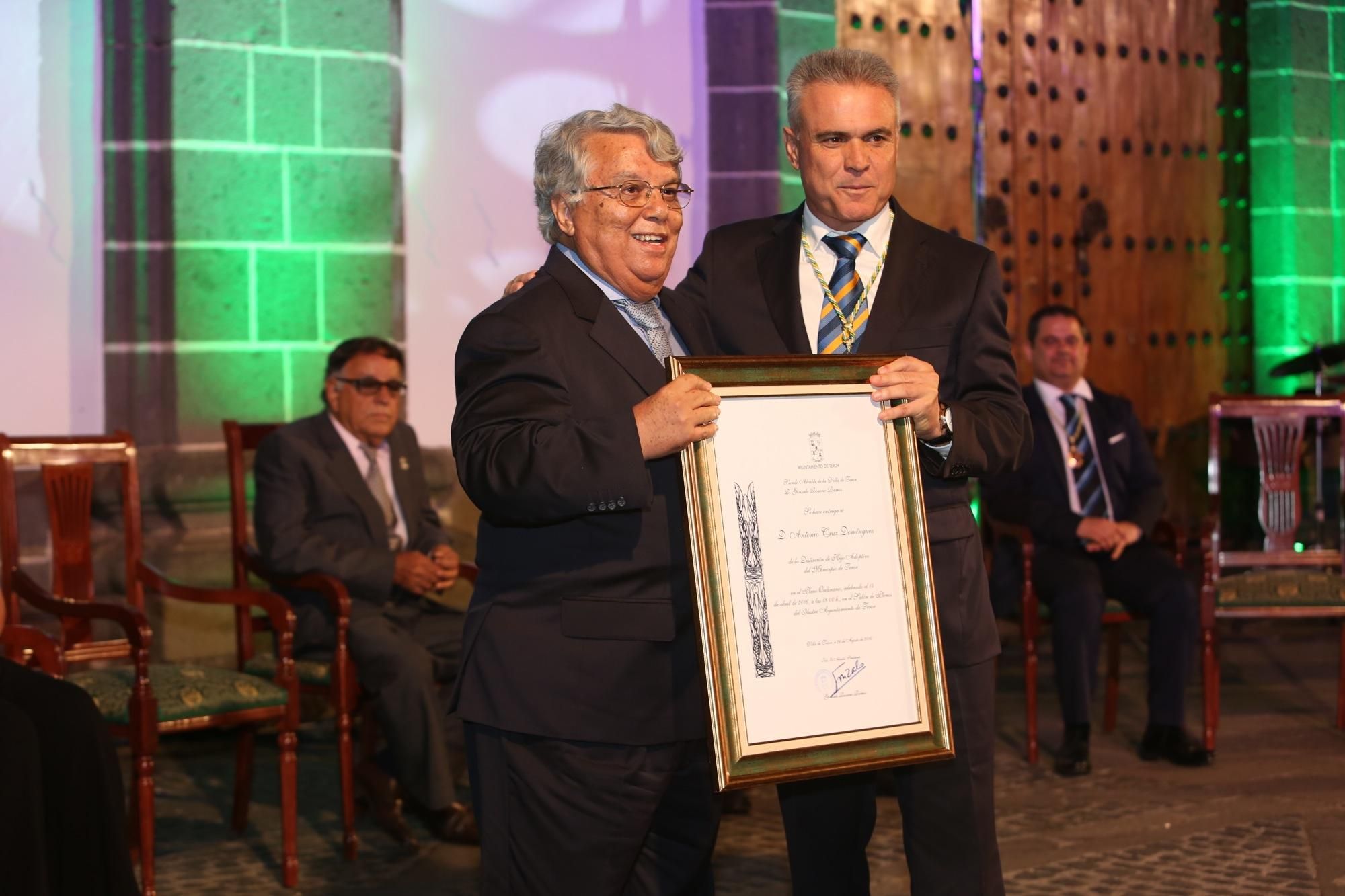 El cronista de Teror Antonio Cruz, nombrado Hijo Adoptivo del municipio (ALEJANDRO RAMOS)
