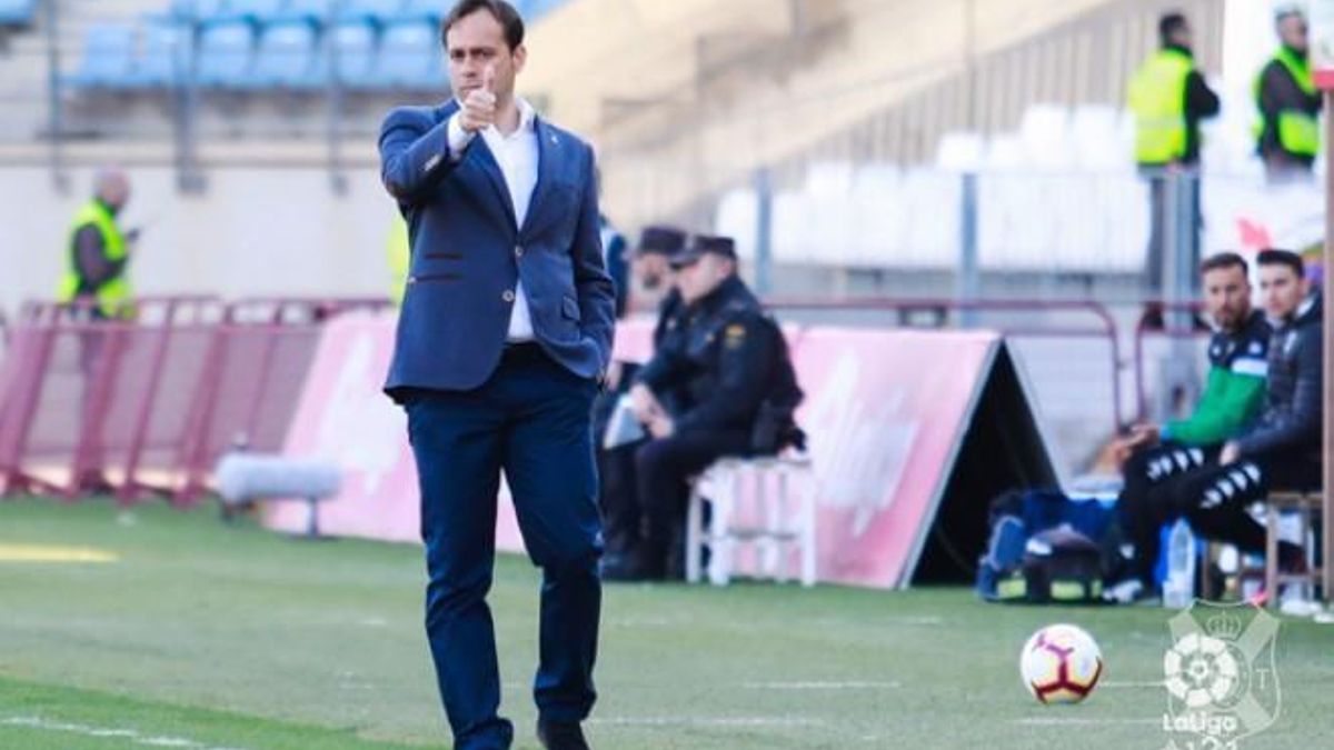 Fran Fernández, técnico blanquiazul