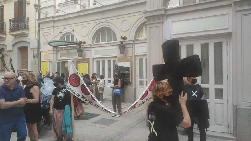 Protesta de técnicos en el teatro madrileño María Guerrero este viernes