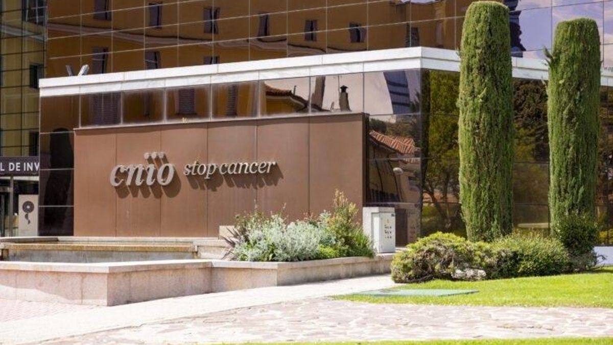 La Policía precinta varios almacenes del CNIO en la investigación por la presunta trama de corrupción