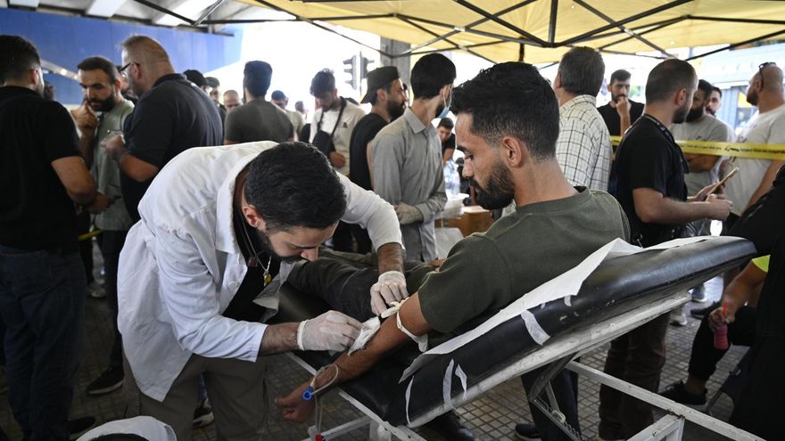 Oleada de explosiones contra Hezbollah: vulnerabilidad de la milicia y extensión del conflicto por parte de Israel