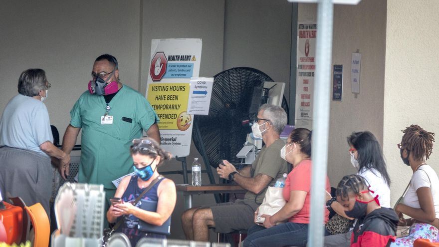 El Departamento de Salud estatal reportó este lunes 11.576 nuevos casos de covid-19, una cifra que lleva la cifra global a 1.488.586 y que mantiene a este estado como el tercero con más positivos, por detrás de California y Texas.EFE/Cristóbal Herrera/Archivo