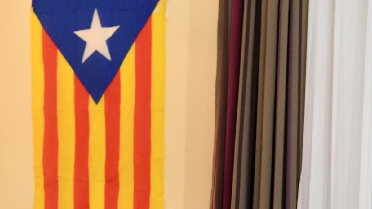 Puigdemont prepara una campaña de firmas para pedir a Bruselas que tome medidas contra España