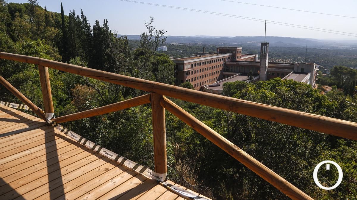 Construcción de la pasarela y el paso subterráneo del Cinturón Verde